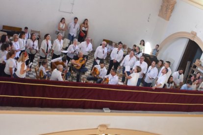 Coro del Santísimo Cristo de la Luz de Dalías.