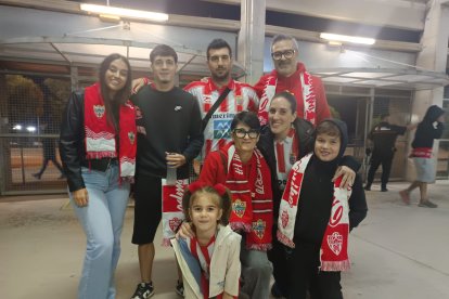 Familia Domínguez antes del partido del Almería en Lorca.