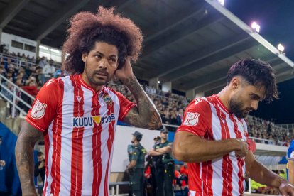 Aridane y Arnau antes de comenzar el partido frente al Lorca, que acabó con victoria rojiblanca por 0-2.