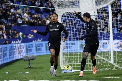 El equipo ve portería con facilidad y sus rivales no le responden.