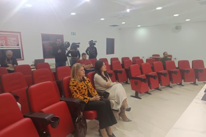 La presentación de la Desert Cup ha sido en la sala de prensa del Estadio de los Juegos Mediterráneos.