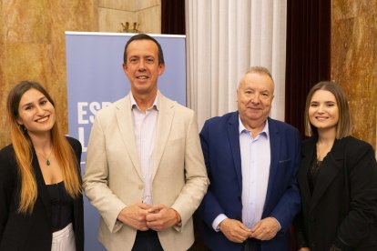 Visionado del documental: 'Los años que lo cambiaron todo'.