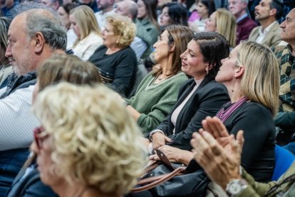 Segunda desde la derecha, Lorena Nieto, concejal del PP en la capital.