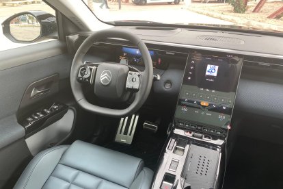 Su pantalla en cascada se encarga de todo, incluso con ayuda de ChatGPT