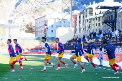 El Andorra en su regreso a LaLiga compite en el campo de Encamp.
