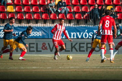 Chirino puede ser una opción como central frente al Burgos.