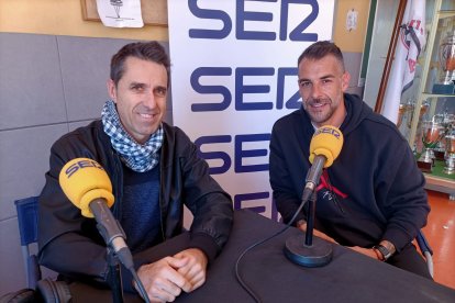 Álvaro Negredo ha contado su nueva experiencia en el fútbol como papá de un canterano del Sevilla F.C.
