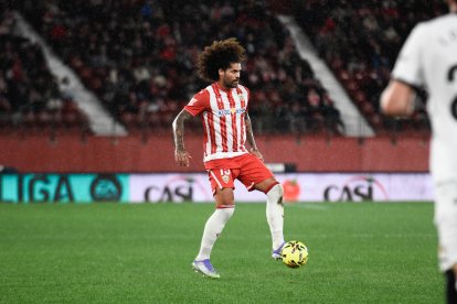 Aridane lo tiene complicado después del partido que hizo el domingo ante el equipo burgalés, donde dejó claro que no está atravesando su mejor estado de forma.