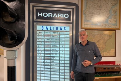 Pedro Mena en una de las partes de la sede-museo de ASAFAL