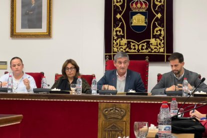 Aumentan más de un 30% los alojamientos turísticos en Adra con capacidad de alojamiento para 562 visitantes.