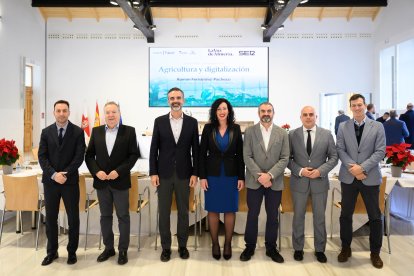 Almuerzo informativo de la Voz de Almería ‘Agricultura y Digitalización’.