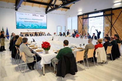 Almuerzo informativo de la Voz de Almería ‘Agricultura y Digitalización’.