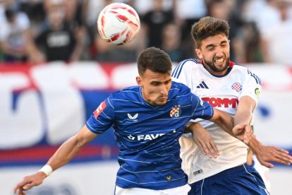 El centrocampista catalán se ha quedado sin sitio en la plantilla croata.