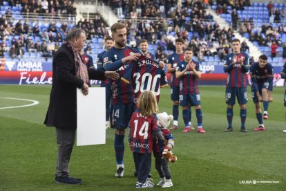 Jorge Pulido ha cumplido 300 partidos con la SD Huesca.