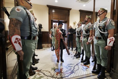 La Legión, en el acto que conmemora el 534 aniversario de la Toma de la ciudad de la Alhambra por los Reyes Católicos