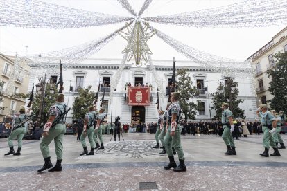 La Legión, en el acto que conmemora el 534 aniversario de la Toma de la ciudad de la Alhambra por los Reyes Católicos