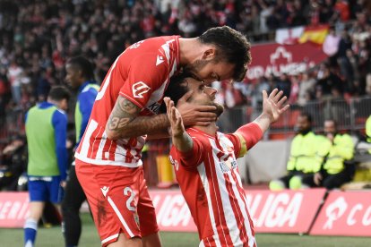 Baptistao siempre sale al rescate cuando el Almería lo necesita.