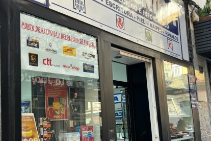 Fachada de la Administración de Loterías 'La Técnica'.