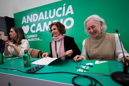 María Jesús Montero en la reunión interparlamentaria regional en Alcalá de Guadaíra.