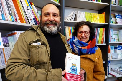 Presentación de la novela 'Majareta' de Juan Manuel Gil en la Librería Picasso.