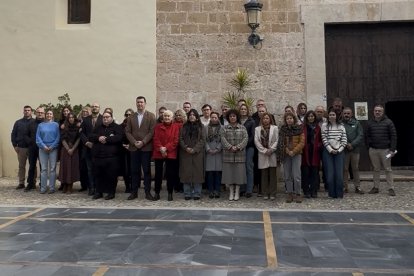 Minuto de silencio en Níjar por el accidente ferroviario en Adamuz.