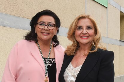 María del Monte e Inmaculada Casal.