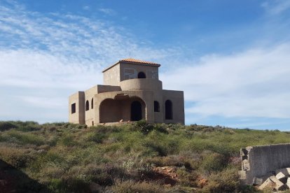 Otra de las casas 'fantasma' de La Rellana.
