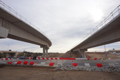 Viaductos en construcción para la conexión entre la A7 y la A92