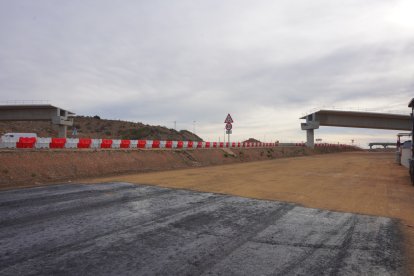 Viaductos en construcción para la conexión entre la A7 y la A92