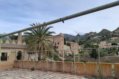 Otra imagen del estado en el que se encuentran las edificaciones del complejo en Turre.