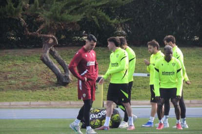 Los pesos pesados del vestuario deben dar un paso al frente.