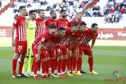 Fijo siempre y uno de los capitanes en aquellos Almerías de los 50 puntos.