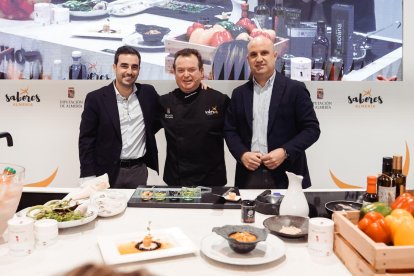 Uno de los showcookings realizados por los chefs almerienses en el espacio de ‘Sabores Almería’.