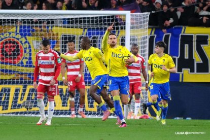 Granada y Cádiz tienen mucho que decir de cara al ascenso.