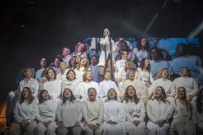 Las mejores imágenes del concierto de Vera GRV en la Plaza Vieja.