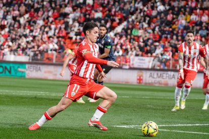 Arribas no solo da el último pase, es letal de cara a gol.