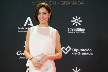 La actriz Hiba Abouk fue una de las invitadas a los Premios Carmen.
