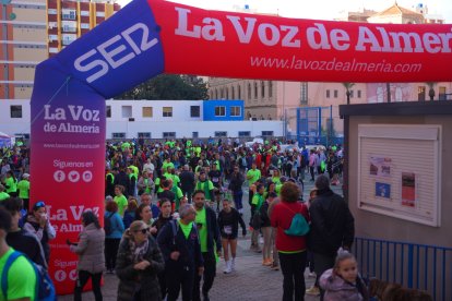 Las mejores imágenes de la II Carrera ‘Almería, en Marcha Contra el Cáncer’.