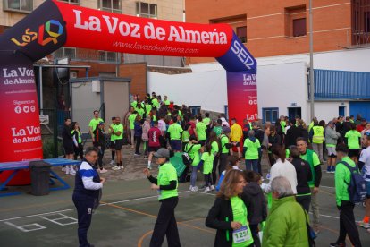 Las mejores imágenes de la II Carrera ‘Almería, en Marcha Contra el Cáncer’.