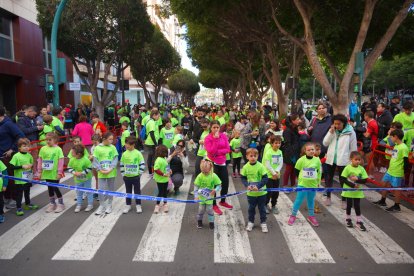 Las mejores imágenes de la II Carrera ‘Almería, en Marcha Contra el Cáncer’.