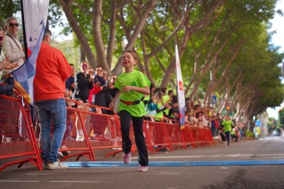 Las mejores imágenes de la II Carrera ‘Almería, en Marcha Contra el Cáncer’.