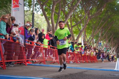 Las mejores imágenes de la II Carrera ‘Almería, en Marcha Contra el Cáncer’.