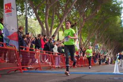 Las mejores imágenes de la II Carrera ‘Almería, en Marcha Contra el Cáncer’.