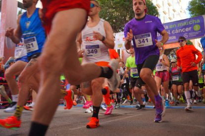 Las mejores imágenes de la II Carrera ‘Almería, en Marcha Contra el Cáncer’.