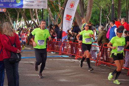Las mejores imágenes de la II Carrera ‘Almería, en Marcha Contra el Cáncer’.