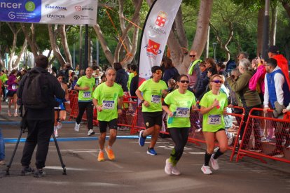 Las mejores imágenes de la II Carrera ‘Almería, en Marcha Contra el Cáncer’.