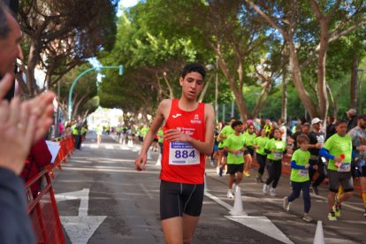 Las mejores imágenes de la II Carrera ‘Almería, en Marcha Contra el Cáncer’.