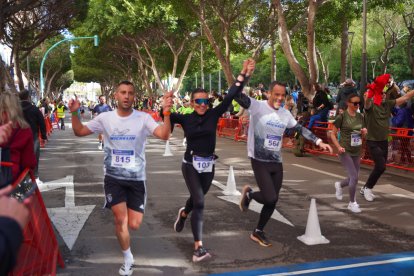 Las mejores imágenes de la II Carrera ‘Almería, en Marcha Contra el Cáncer’.