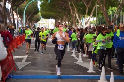 Las mejores imágenes de la II Carrera ‘Almería, en Marcha Contra el Cáncer’.