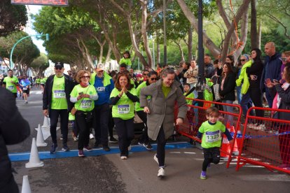 Las mejores imágenes de la II Carrera ‘Almería, en Marcha Contra el Cáncer’.